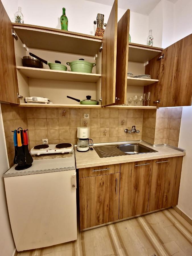 לפקימי Alexandra Apartment 9 מראה חיצוני תמונה