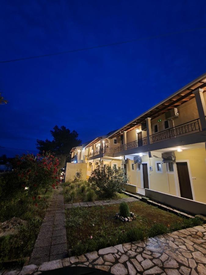 לפקימי Alexandra Apartment 9 מראה חיצוני תמונה