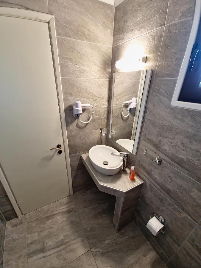 לפקימי Alexandra Apartment 9 מראה חיצוני תמונה